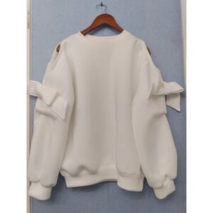 White Cold Shoulder Sweatshirt Bow Detail Long Sleeve Casual Top